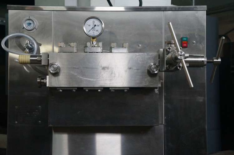 Плунжерный блок установлен на гомогенизаторе А1-ОГМ-Т